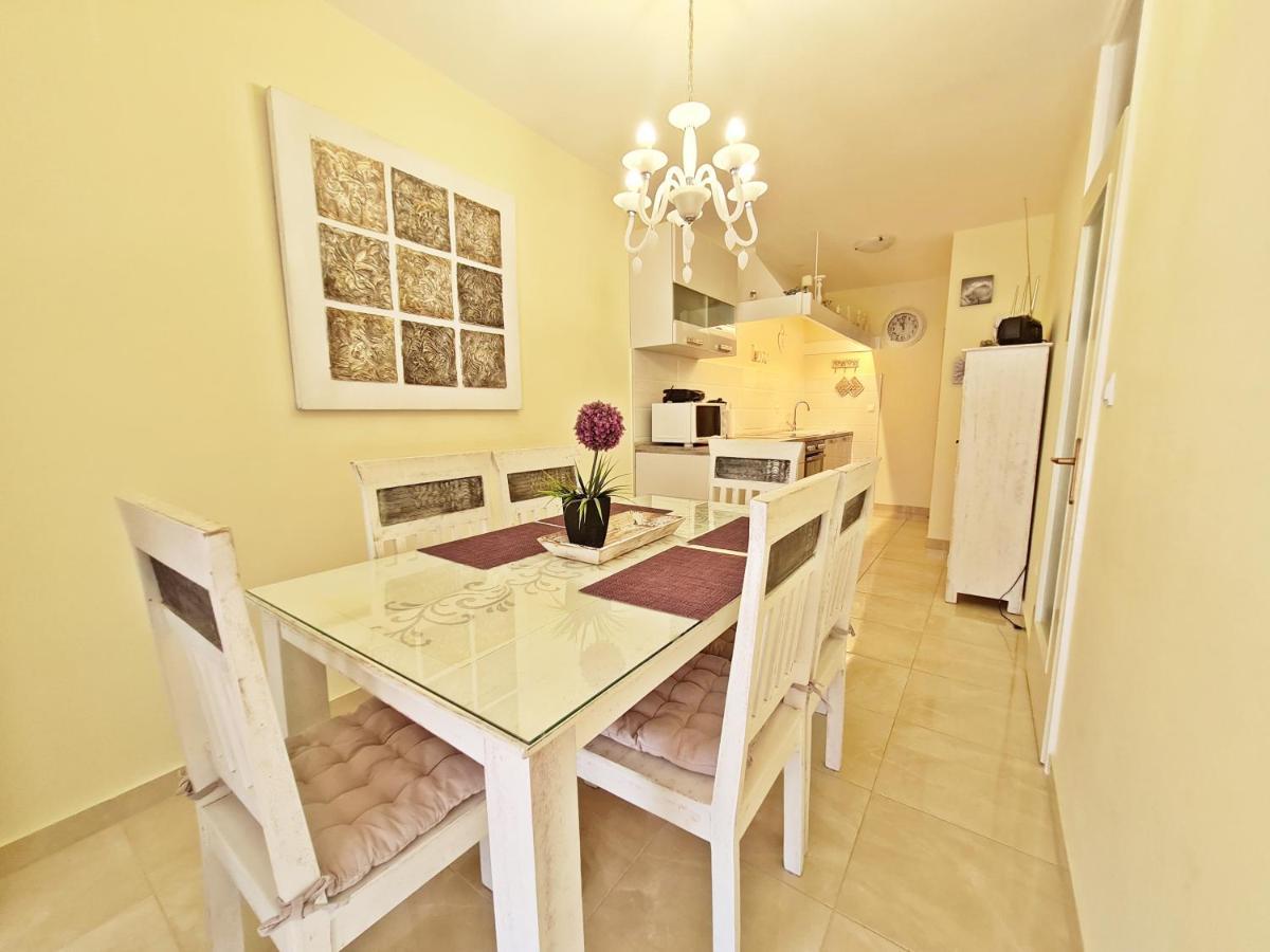 Beach Apartment Ivana أوميس المظهر الخارجي الصورة
