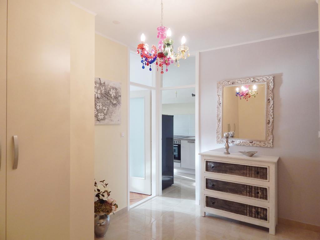 Beach Apartment Ivana أوميس الغرفة الصورة